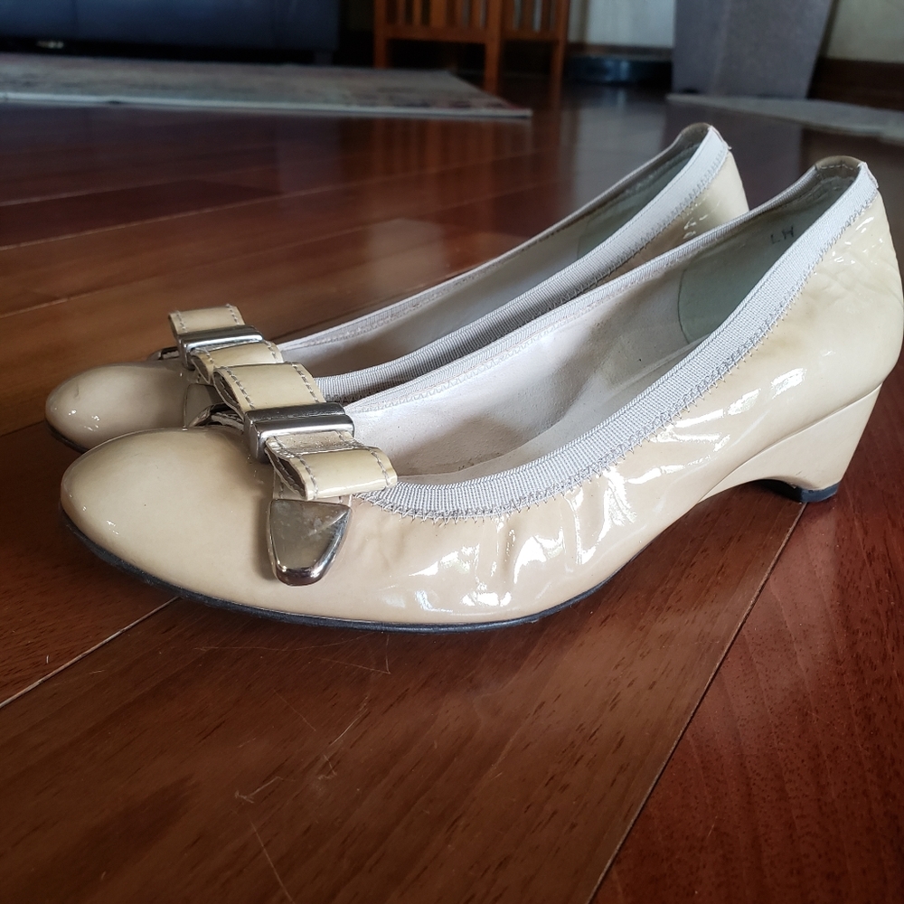 Stuart Weitzman Bowend Patent Wedge Pumps